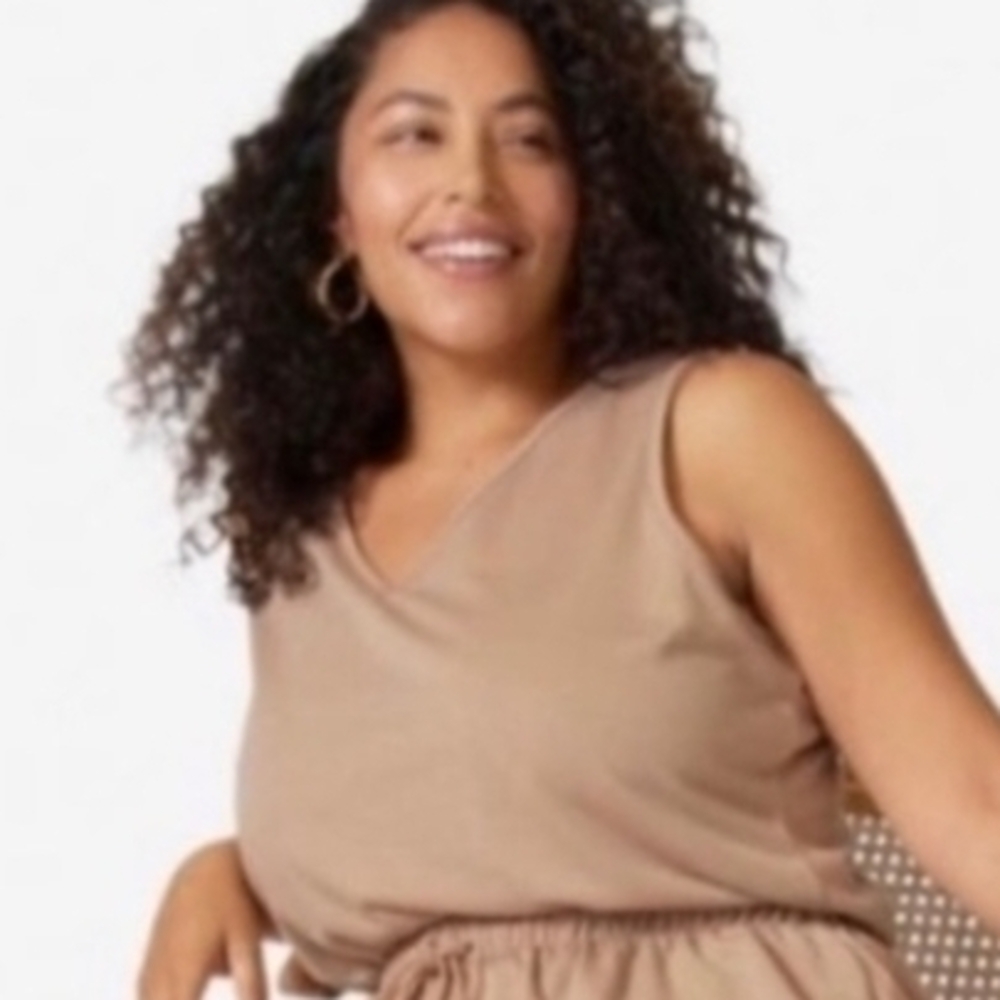 NYDJ Light Tan Sleeveless Blouse Sz 2X/3X NWT